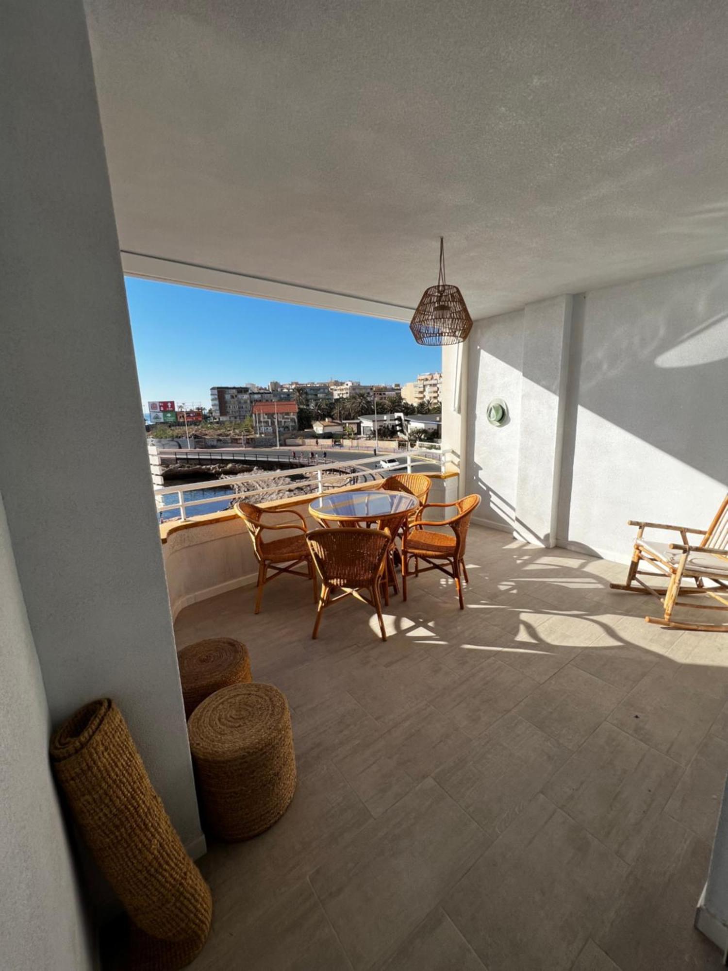 Costa Este Apartments - トレビエハ エクステリア 写真