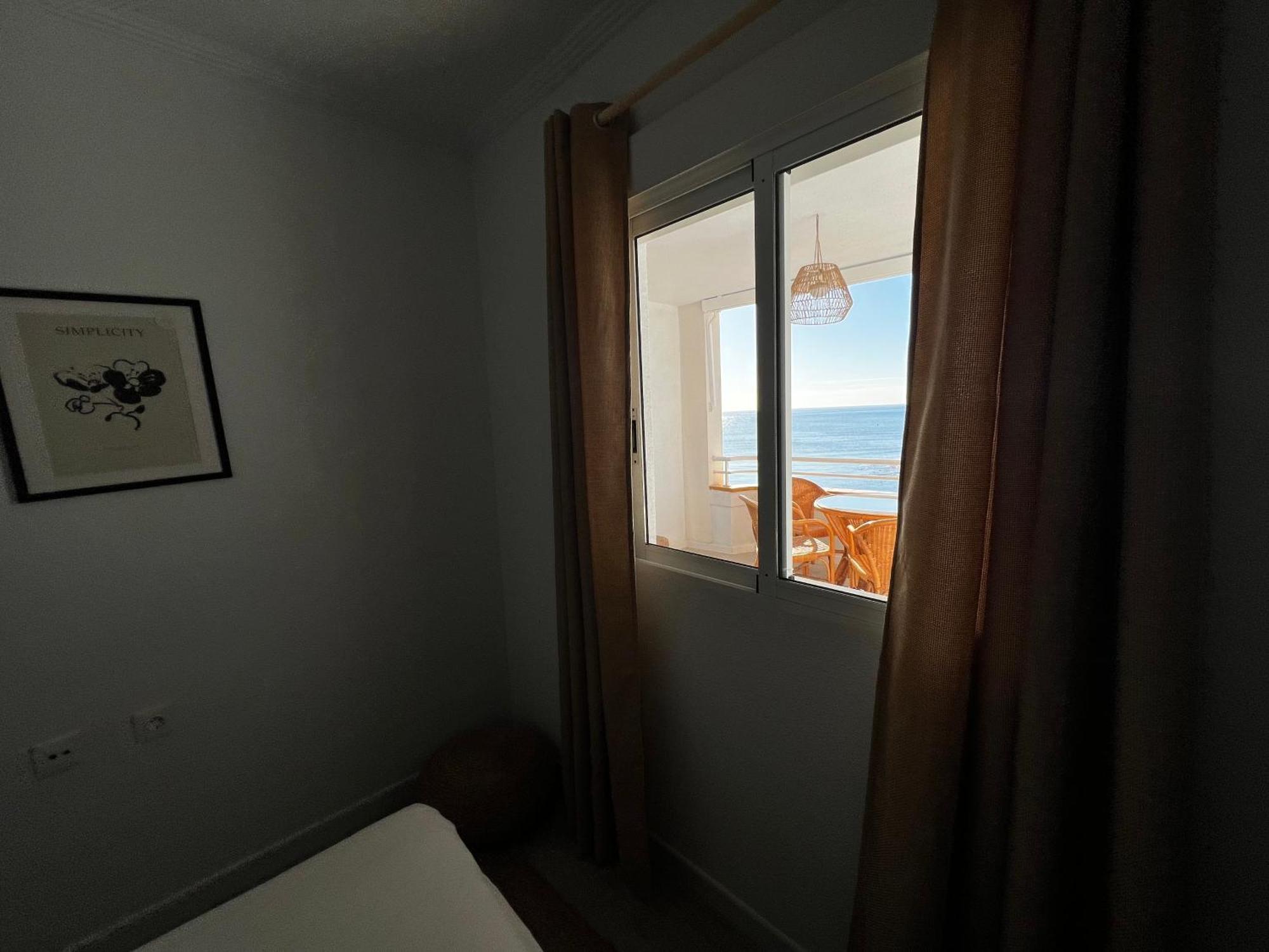 Costa Este Apartments - トレビエハ エクステリア 写真