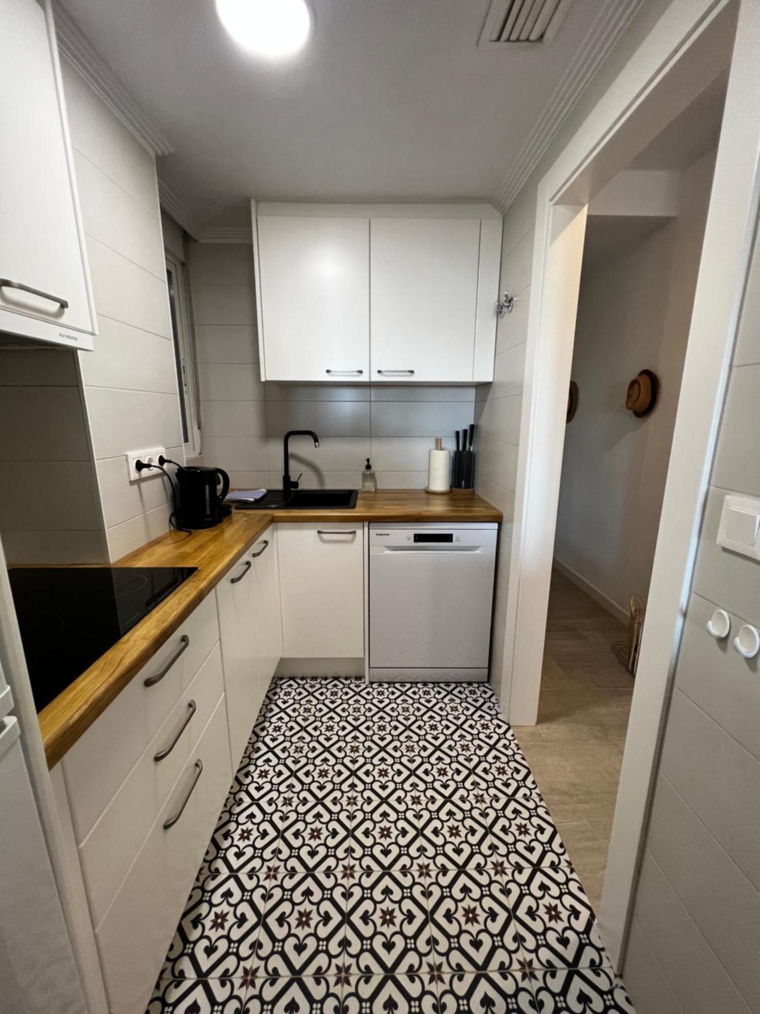 Costa Este Apartments - トレビエハ エクステリア 写真