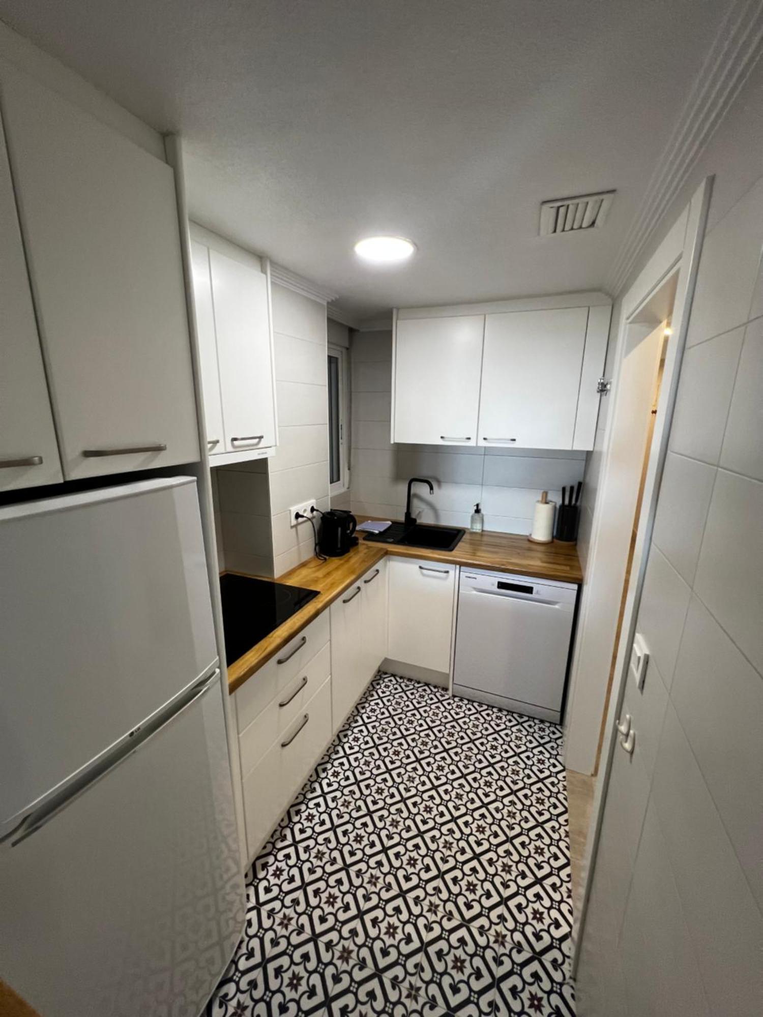 Costa Este Apartments - トレビエハ エクステリア 写真